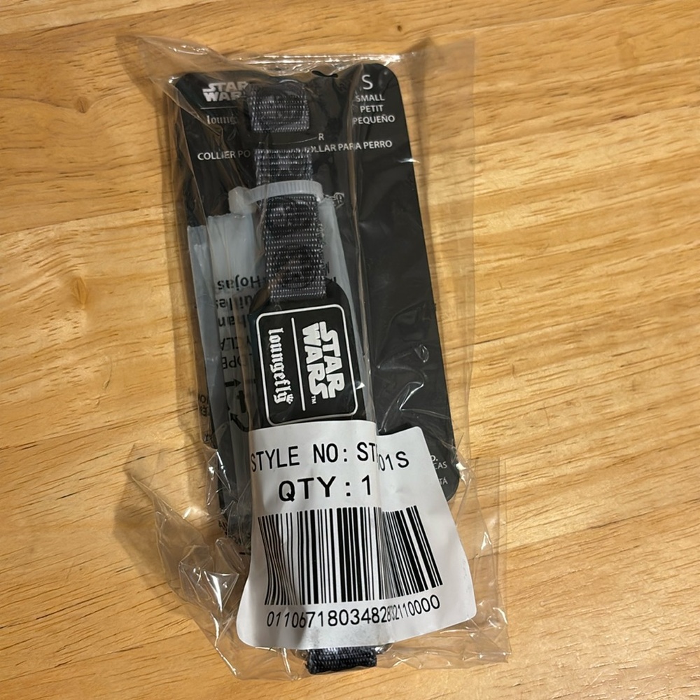 Loungefly Star Wars Dog Collar Size Small - Picture 3 of 8